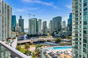 90 SW 3rd St, Miami, FL 33130 - Photo 5