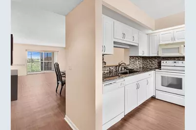 800 SW 125th Way #407O, Pembroke Pines, FL 33027 - Photo 5