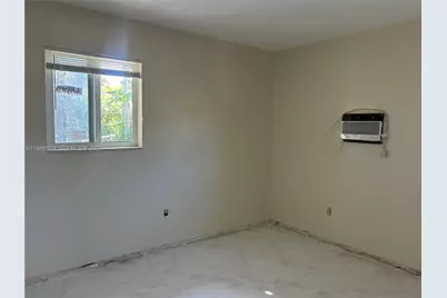 15020 NE 6th Pl #15022, Miami, FL 33161 - Photo 3