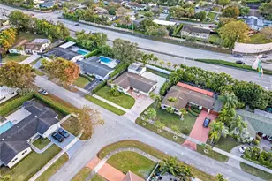 10330 SW 103rd Ct, Miami, FL 33176 - Photo 25