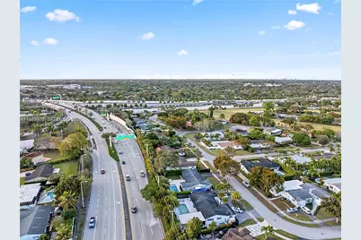 10330 SW 103rd Ct, Miami, FL 33176 - Photo 27