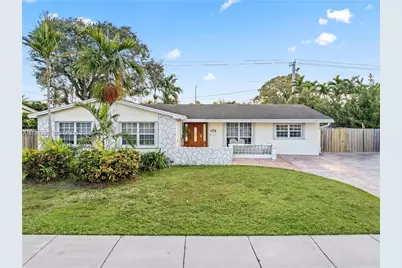 10330 SW 103rd Ct, Miami, FL 33176 - Photo 3