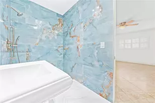 10330 SW 103rd Ct, Miami, FL 33176 - Photo 11