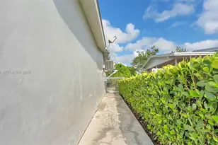 2900 SW 92nd Ave, Miami, FL 33165 - Photo 49