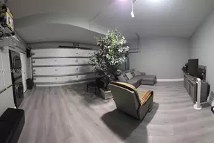 680 NW 159th Ave, Pembroke Pines, FL 33028 - Photo 25