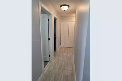 680 NW 159th Ave, Pembroke Pines, FL 33028 - Photo 17