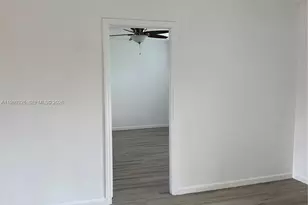 6301 N Fall Circle Dr, Lauderhill, FL 33319 - Photo 15