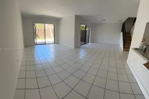 9102 SW 113th Pl Cir E, Miami, FL 33176 - Photo 3