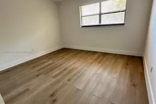 9102 SW 113th Pl Cir E, Miami, FL 33176 - Photo 13