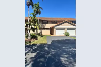 9102 SW 113th Place Cir E, Miami, FL 33176 - Photo 1