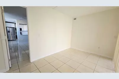 9480 Tangerine Pl #101, Davie, FL 33324 - Photo 7