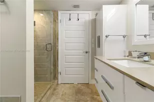 7400 Radice Ct, Lauderhill, FL 33319 - Photo 27