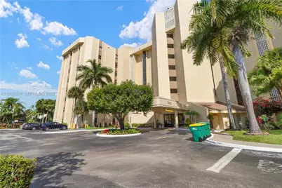 7400 Radice Ct #702, Lauderhill, FL 33319 - Photo 35