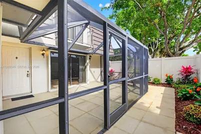 7114 71st Way, West Palm Beach, FL 33407 - Photo 5