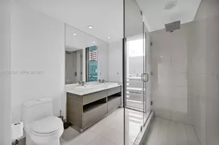 460 NE 28th St, Miami, FL 33137 - Photo 21