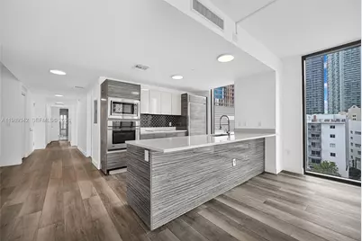460 NE 28th St #601, Miami, FL 33137 - Photo 3