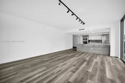 460 NE 28th St #601, Miami, FL 33137 - Photo 9