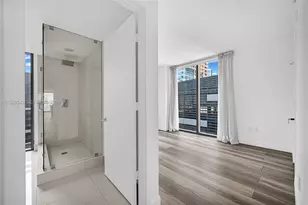 460 NE 28th St, Miami, FL 33137 - Photo 19