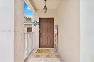 10557 NW 57th Ct, Coral Springs, FL 33076 - Photo 3