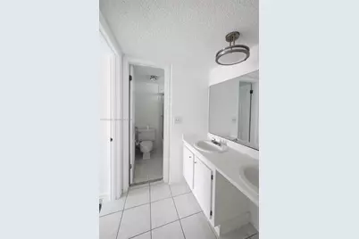 9330 Lagoon Pl #201, Davie, FL 33324 - Photo 13