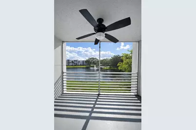 9330 Lagoon Pl #201, Davie, FL 33324 - Photo 17