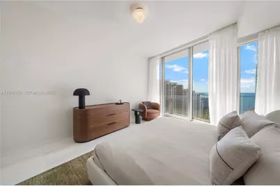 300 Biscayne Boulevard Way #3005W, Miami, FL 33131 - Photo 13