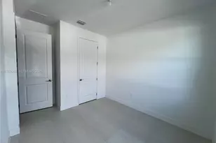 4784 SW 72nd Terrace, Davie, FL 33314 - Photo 3