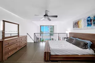 300 S Biscayne Blvd, Miami, FL 33131 - Photo 17