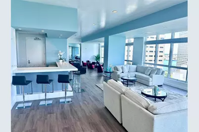 300 S Biscayne Blvd #L-410, Miami, FL 33131 - Photo 31