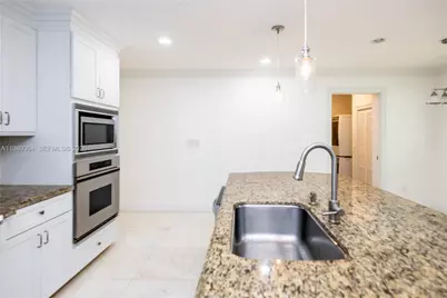 4160 Bay Point Rd, Miami, FL 33137 - Photo 25