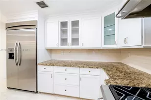 4160 Bay Point Rd, Miami, FL 33137 - Photo 21