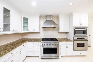 4160 Bay Point Rd, Miami, FL 33137 - Photo 17