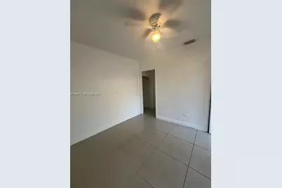 [Address not provided], North Miami Beach, FL 33160 - Photo 29