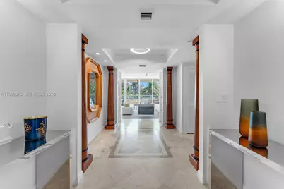 430 Grand Bay Dr #307, Key Biscayne, FL 33149 - Photo 5