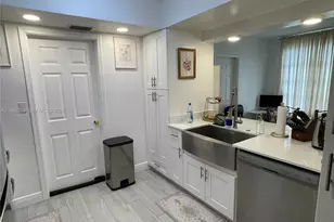 4909 NW 52nd Ct, Tamarac, FL 33319 - Photo 7