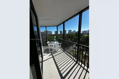 3401 N Country Club Dr #718, Aventura, FL 33180 - Photo 21