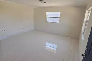 338 SW 8th Ave SW, Vero Beach, FL 32962 - Photo 5