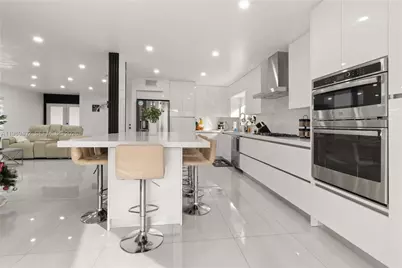 14052 SW 167th Ter, Miami, FL 33177 - Photo 11