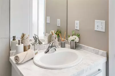 244 Biscayne Blvd #1703, Miami, FL 33132 - Photo 29