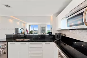 244 Biscayne Blvd, Miami, FL 33132 - Photo 5