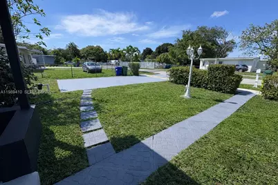 2450 NW 157th St Rd, Miami Gardens, FL 33054 - Photo 23