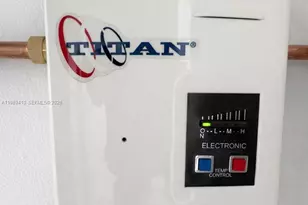 2450 NW 157th St Rd, Miami Gardens, FL 33054 - Photo 11