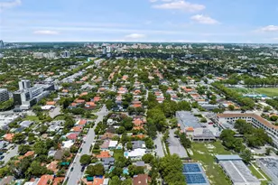 1924 SW 20th St, Miami, FL 33145 - Photo 63