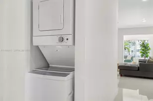 1924 SW 20th St, Miami, FL 33145 - Photo 35