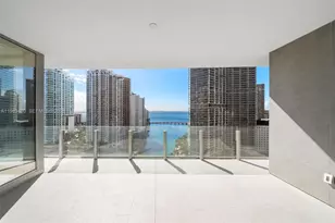 300 Biscayne Blvd Way, Miami, FL 33131 - Photo 7