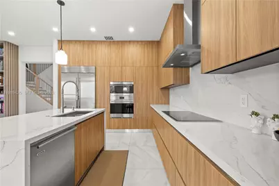 12021 SW 82nd Pl, Miami, FL 33156 - Photo 15