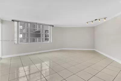 2750 NE 183rd St #806, Aventura, FL 33160 - Photo 9