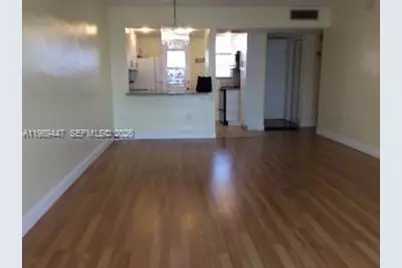 3000 Marcos Dr #P304, Aventura, FL 33160 - Photo 9