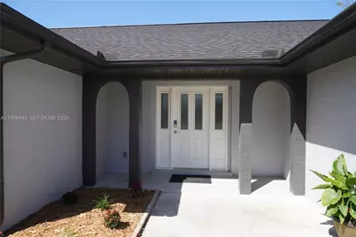 563 Presque Isle Dr, Port Charlotte, FL 33954 - Photo 5