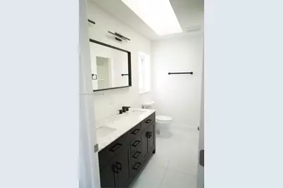 563 Presque Isle Dr, Port Charlotte, FL 33954 - Photo 25